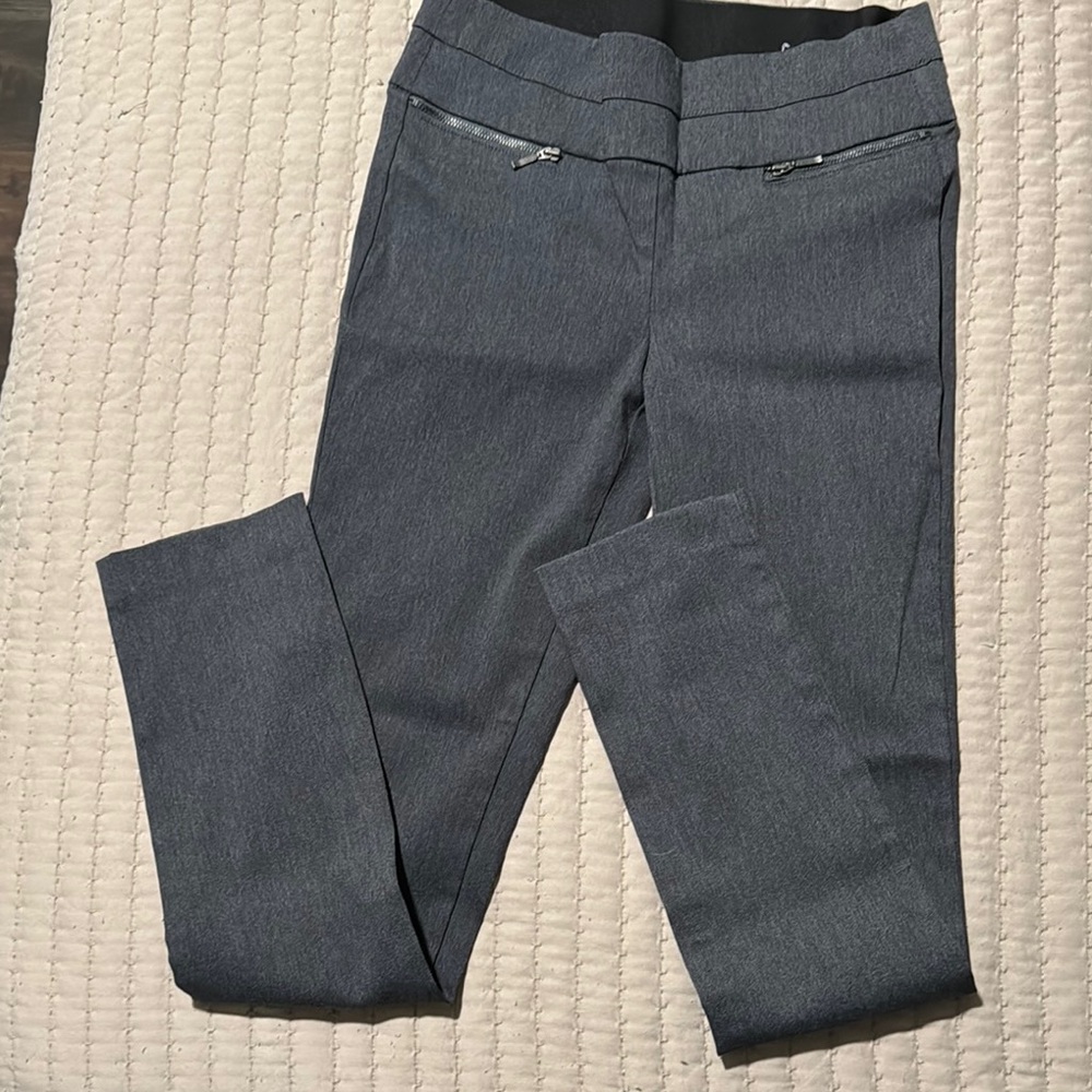 Candie's Black Pants with Zipper Details
